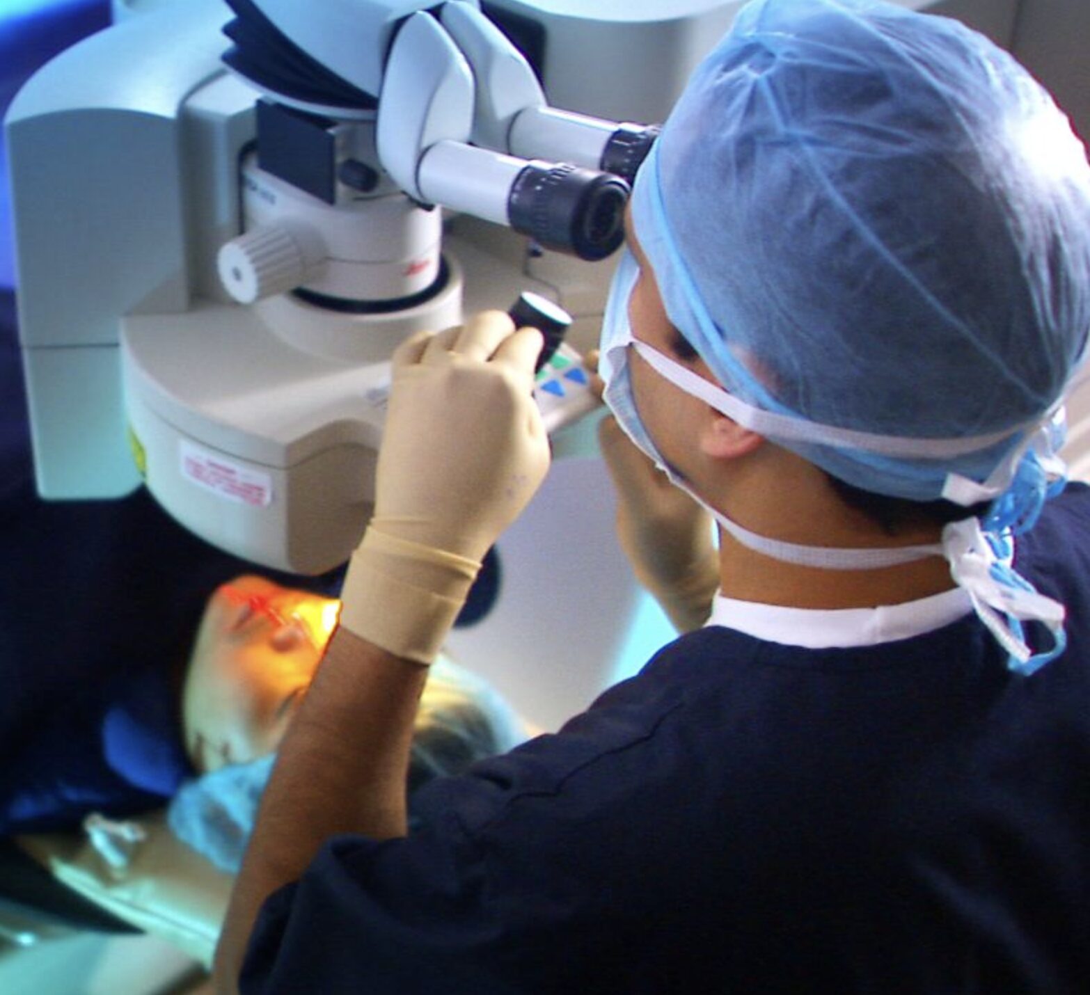 doctor performs lasik